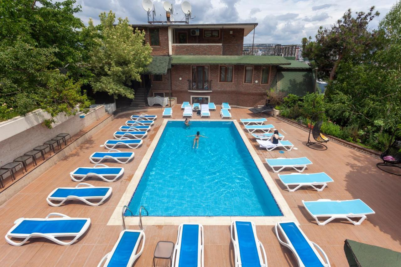 Hotel Beaumonde Garden Тбилиси Экстерьер фото