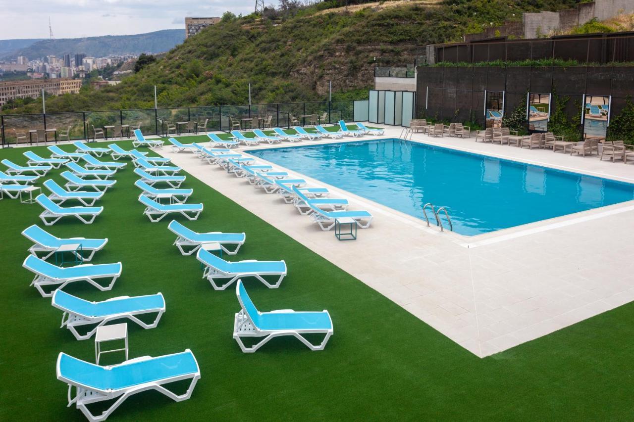 Hotel Beaumonde Garden Тбилиси Экстерьер фото