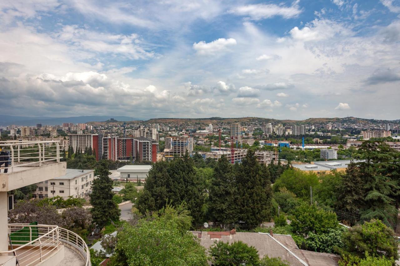 Hotel Beaumonde Garden Тбилиси Экстерьер фото