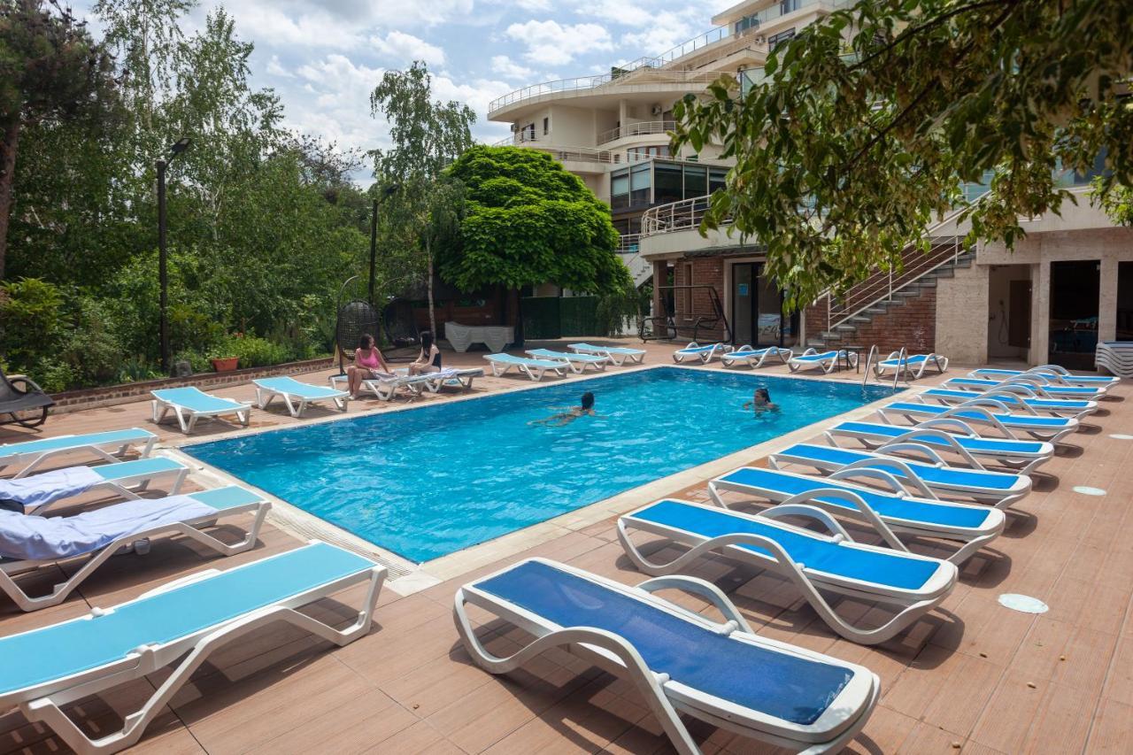 Hotel Beaumonde Garden Тбилиси Экстерьер фото