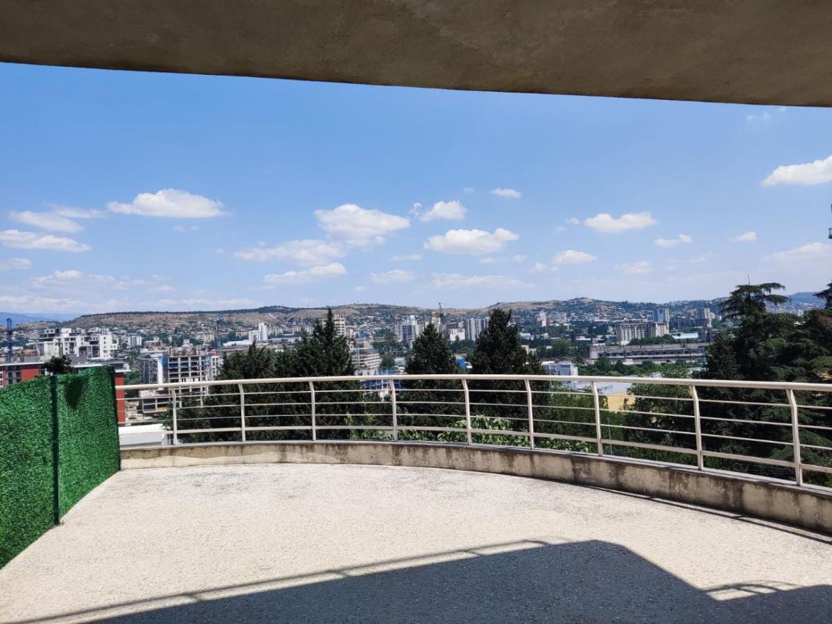 Hotel Beaumonde Garden Тбилиси Экстерьер фото