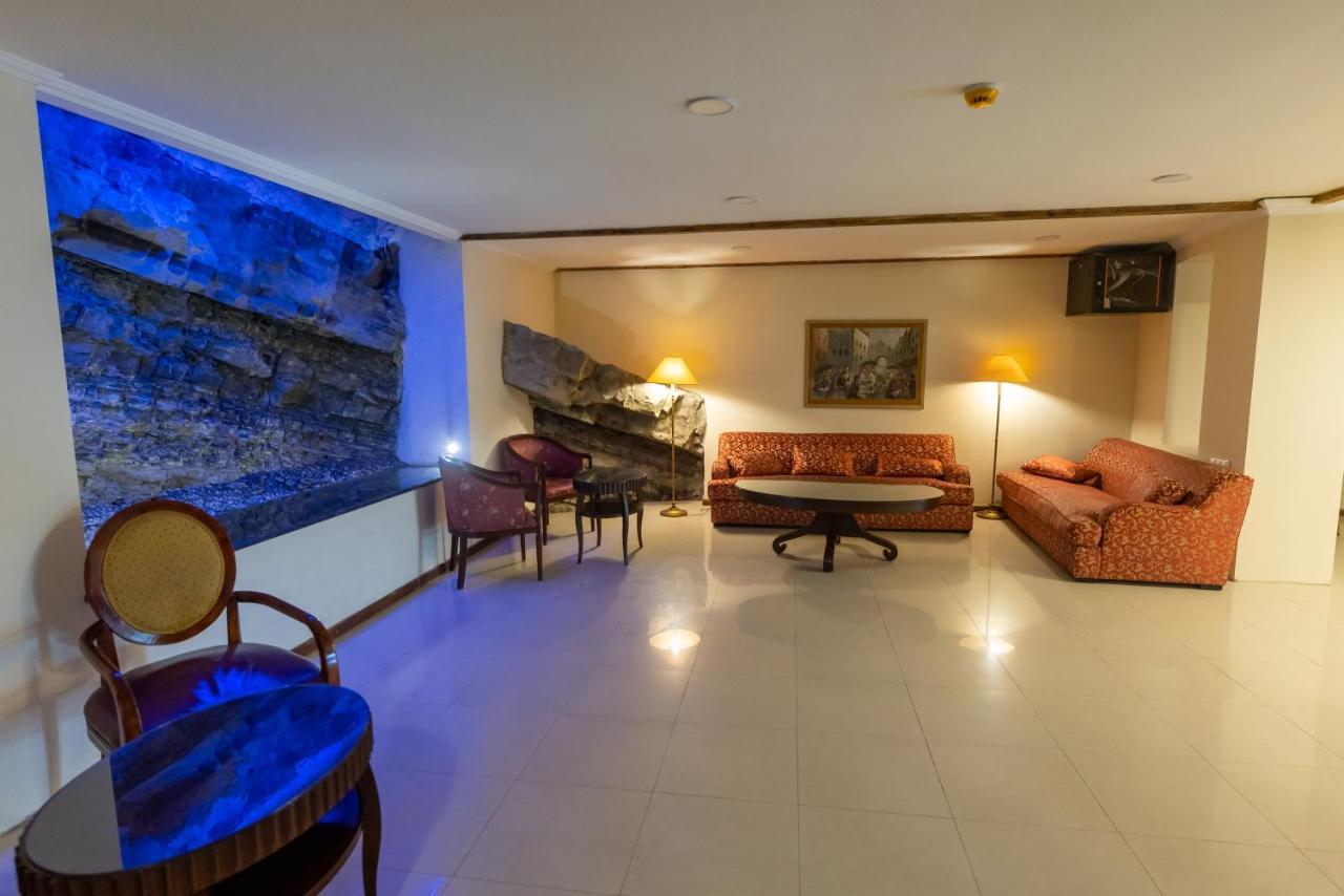Hotel Beaumonde Garden Тбилиси Экстерьер фото
