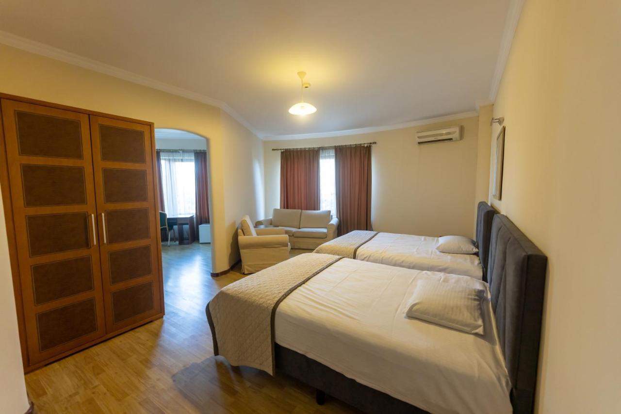 Hotel Beaumonde Garden Тбилиси Экстерьер фото
