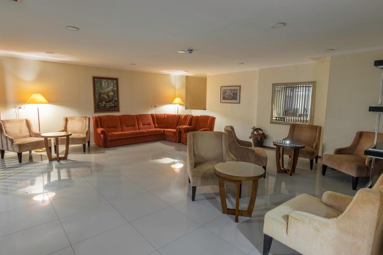 Hotel Beaumonde Garden Тбилиси Экстерьер фото