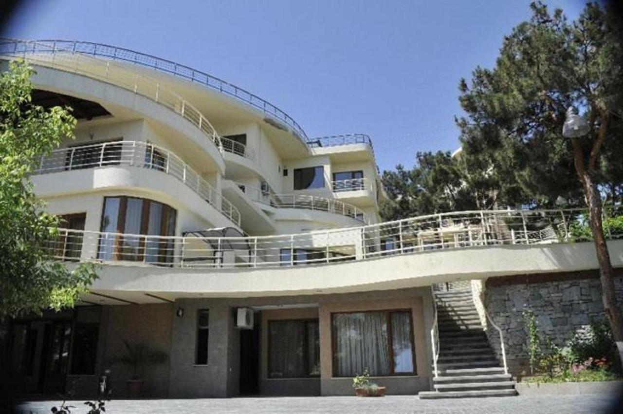 Hotel Beaumonde Garden Тбилиси Экстерьер фото