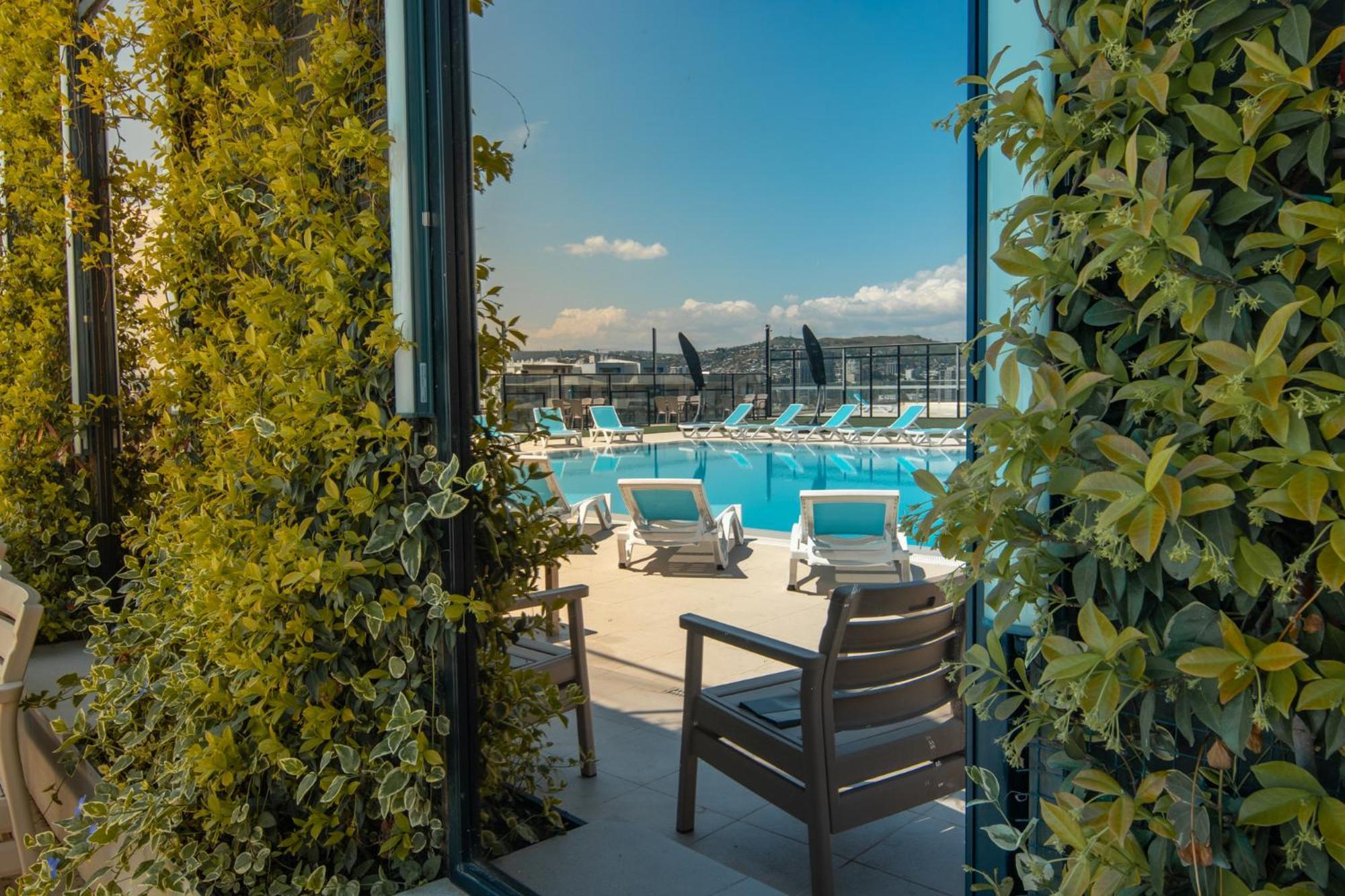 Hotel Beaumonde Garden Тбилиси Экстерьер фото