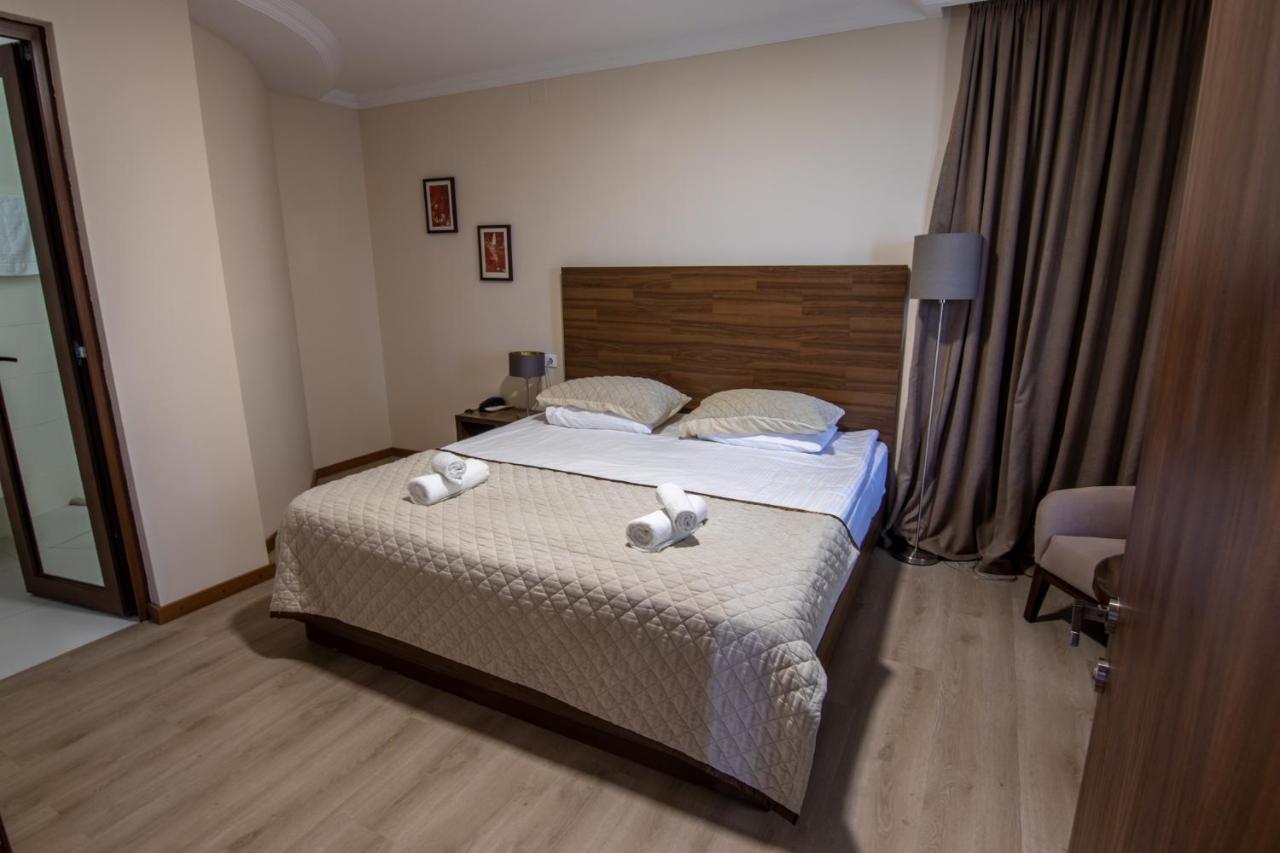 Hotel Beaumonde Garden Тбилиси Экстерьер фото